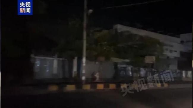 缅甸震中断电缺水 民众直接睡路边 灾情严峻救援急