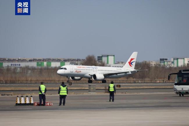 东航C919首飞虹桥到沈阳航线