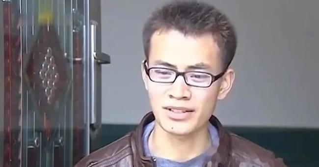 男子称妻子开百万宝马带两娃离家出走