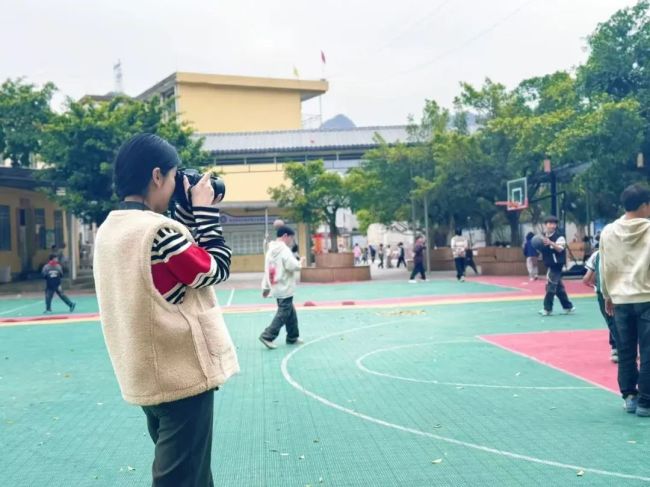 女生放弃保研赴贵州山区支教 选择心之所向