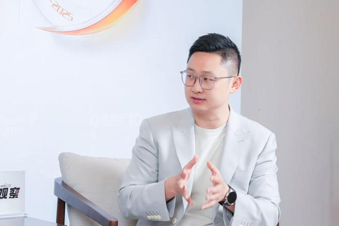 一块医药执行总裁欧阳鹏：药店没有步入寒冬，AI将重构药房生存逻辑
