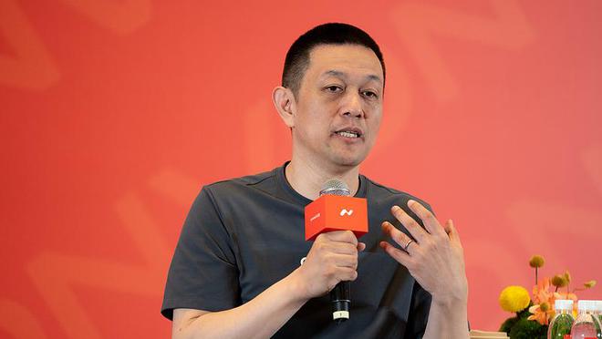 李斌不当好人，乐道艾铁成“下课”