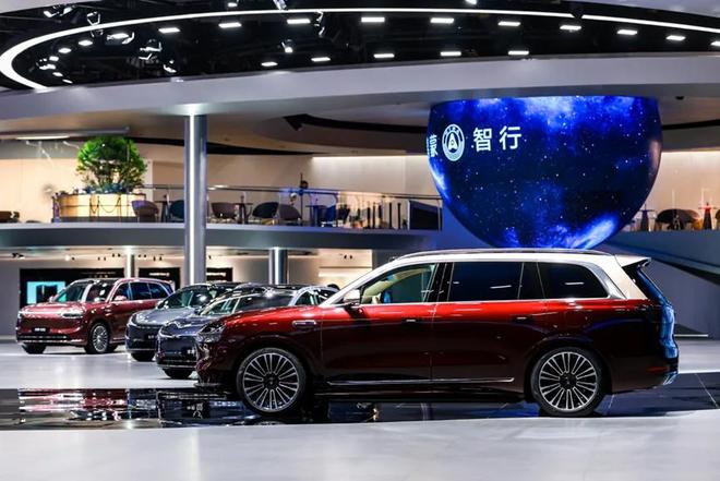短距通信 “百米冲刺”，中国技术标准星闪进入汽车赛道