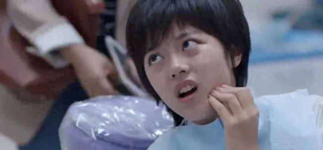 给孩子戴牙套挂号就花1600！为什么戴牙套的孩子越来越多了？