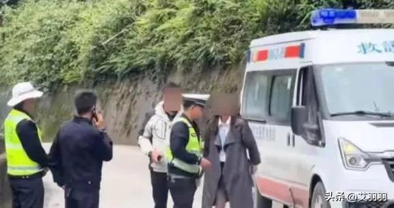 海南卫健委将严肃处理旅游救护车 滥用警报器引争议