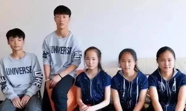 校方称安徽五胞胎有几个能冲一本 艺考成绩亮眼