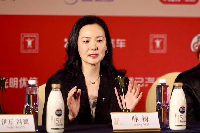 12部影片竞逐上影节金爵奖，评委们怎么说？