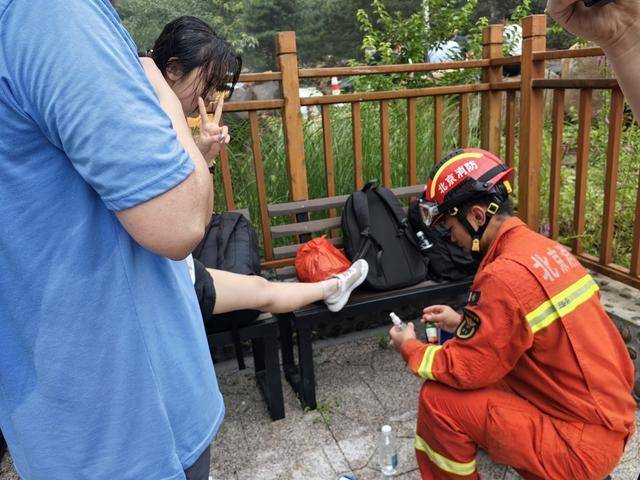 密云消防员连续救援近20小时 奋战一天一夜救数百人