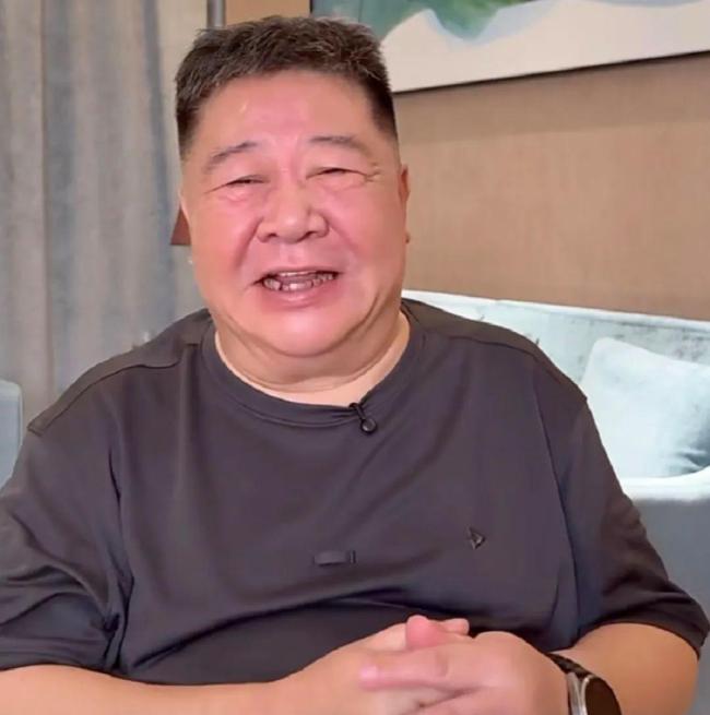 刘金山回应女儿才9岁 老来得女背后故事