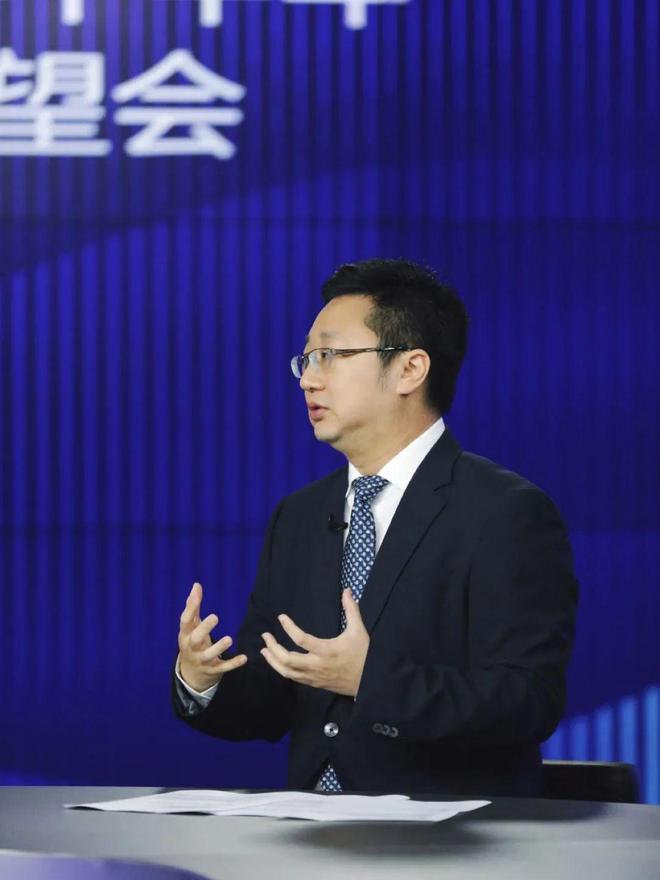 线上直播回顾丨鲸落万生，潮退舟进—渣打2025年下半年全球及中国市场展望会